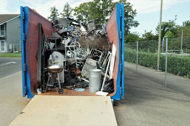 Best Yard Waste Removal  in Hebron, NE